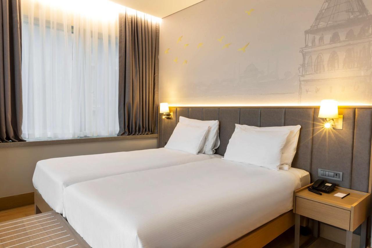 Отель Radisson Harbiye 4*